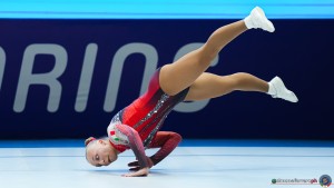 q sen iw 6 ita 1 marras elisa sfe03816 copia simone ferraro ph